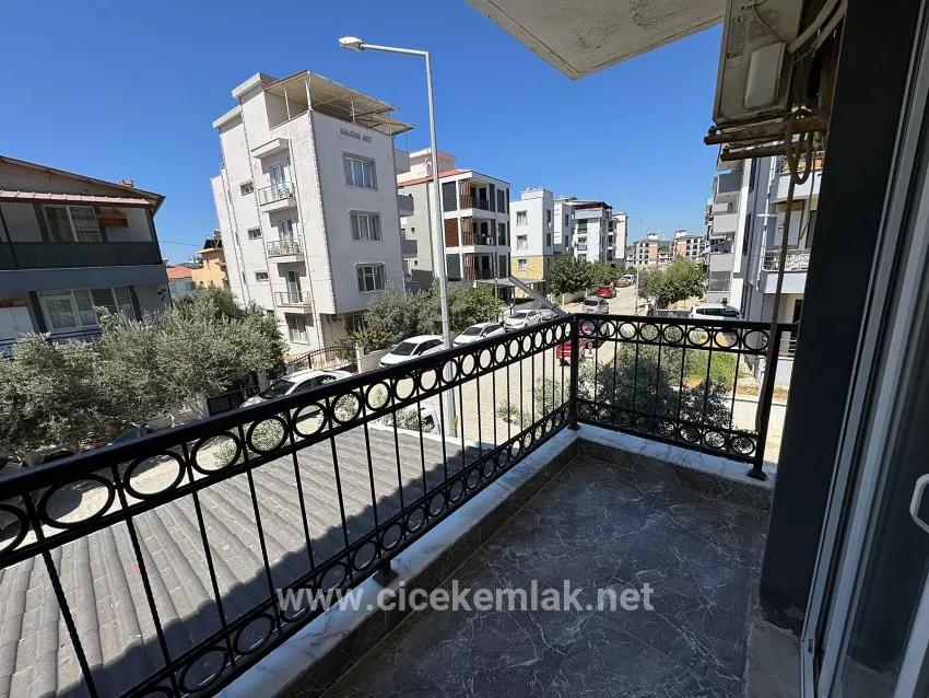 İzmir Seferihisar Çolakibrahim Bey Neighbourhood For Sale 3+1 Flat