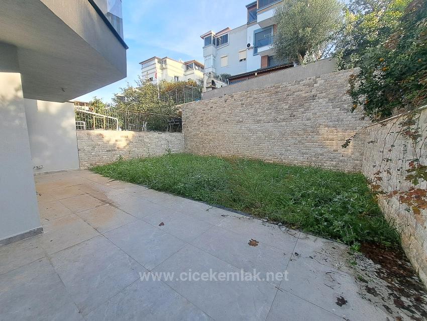 2+1 Villa For Sale In Izmir Seferihisar Ürkmez