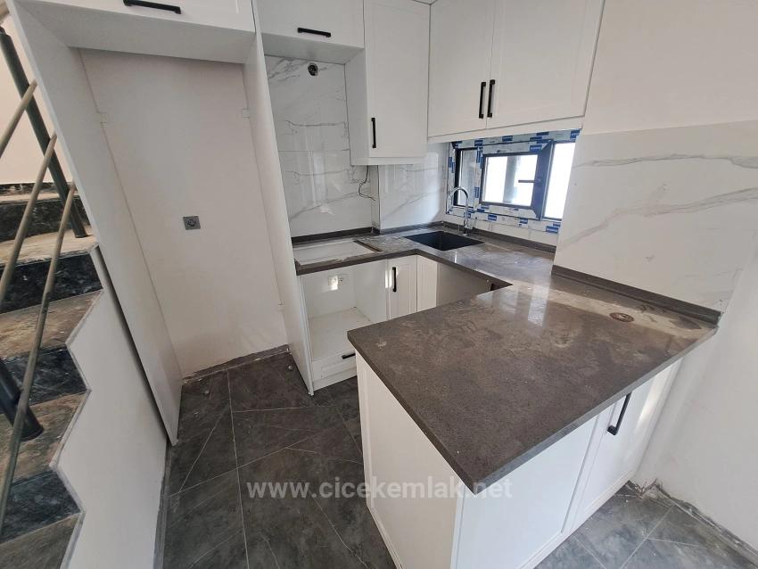 2+1 Villa For Sale In Izmir Seferihisar Ürkmez