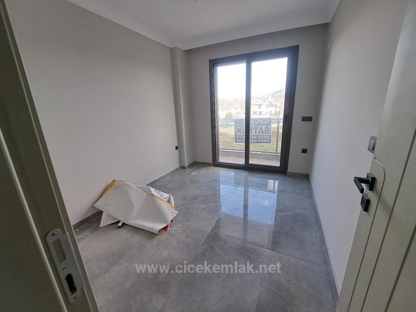 3+1 Villa For Sale In Izmir Seferihisar Akarca