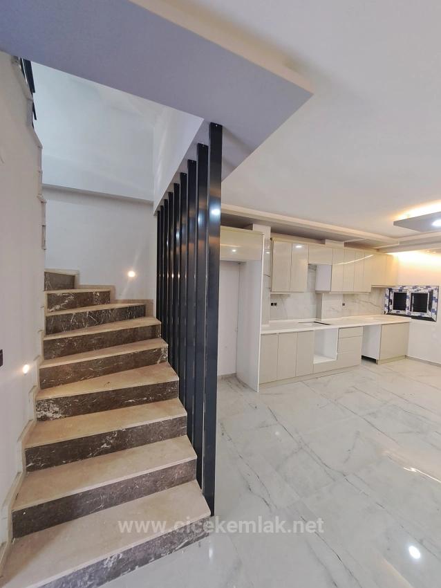 3+1 Villa For Sale In Doğanbey, Seferihisar, İzmir