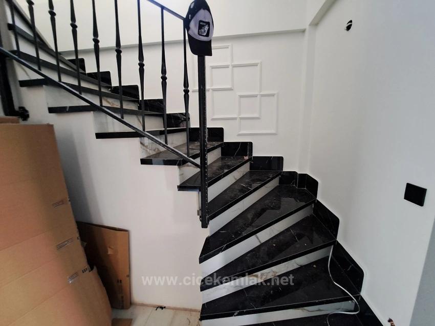 3+1 Villa With Pool For Sale In Gümüldür, Menderes, İzmir