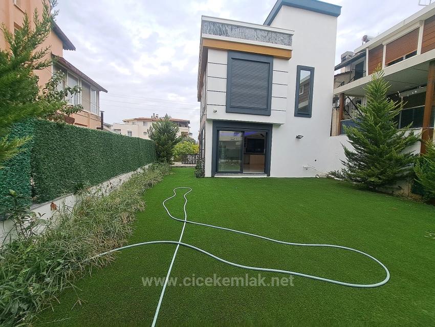 3+1 Villa For Sale In Izmir Seferihisar Doganbey