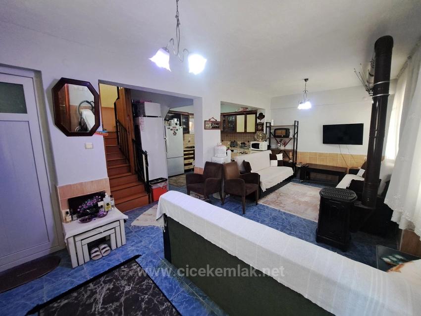 4+1 Villa For Sale In İzmir Seferihisar Doğanbey