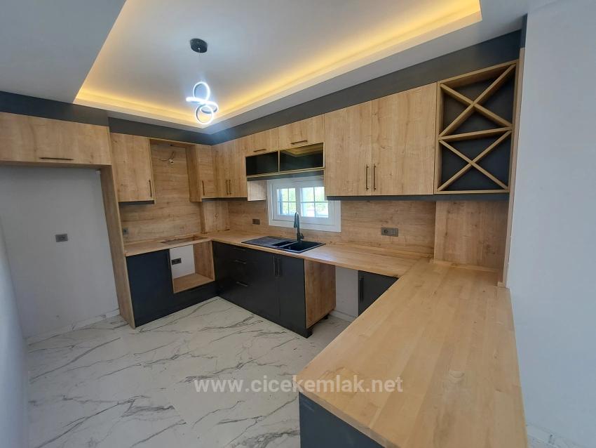 3+1 Villa For Sale In Doğanbey, Seferihisar, İzmir