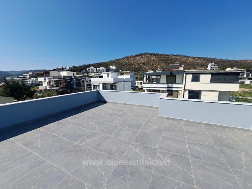 3+1 Villa For Sale In İzmir Seferihisar Doğanbey