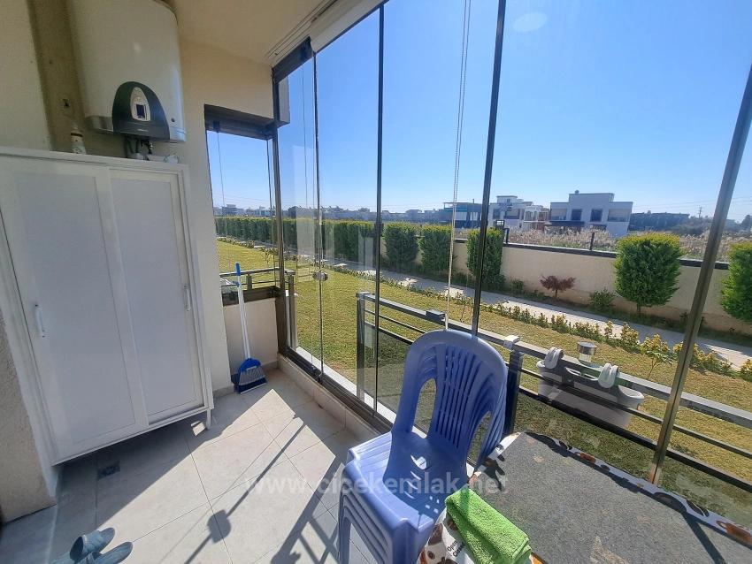 1+1 Apartment For Sale In A Complex With A Swimming Pool In Doğanbey, Seferihisar, İzmir