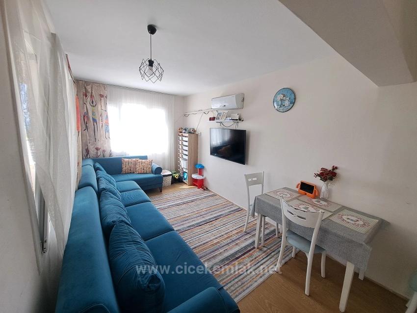 2+1 Flat For Sale In Izmir Menderes Gumuldur 50 Meters From The Sea