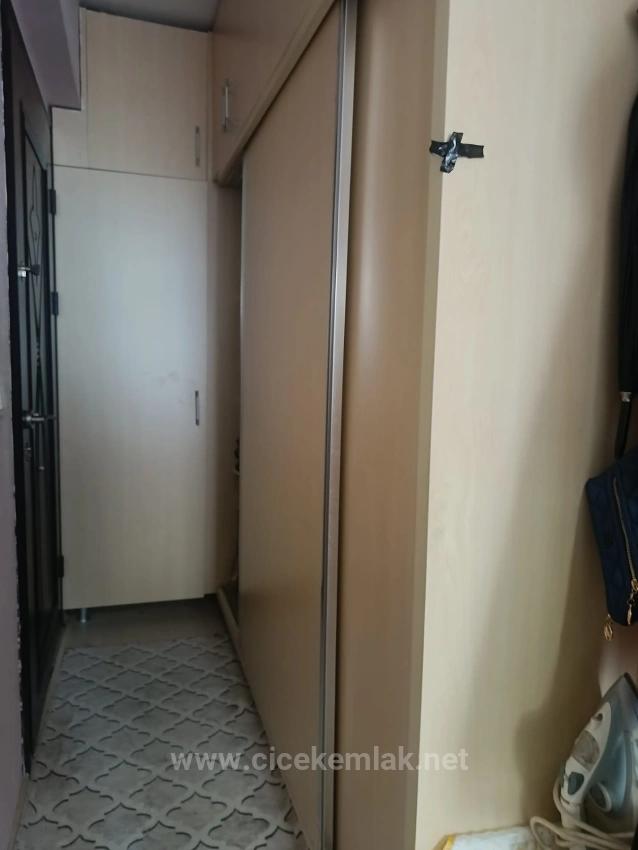 2+1 Apartment With Garden For Sale In Izmir Seferihisar Ürkmez Center