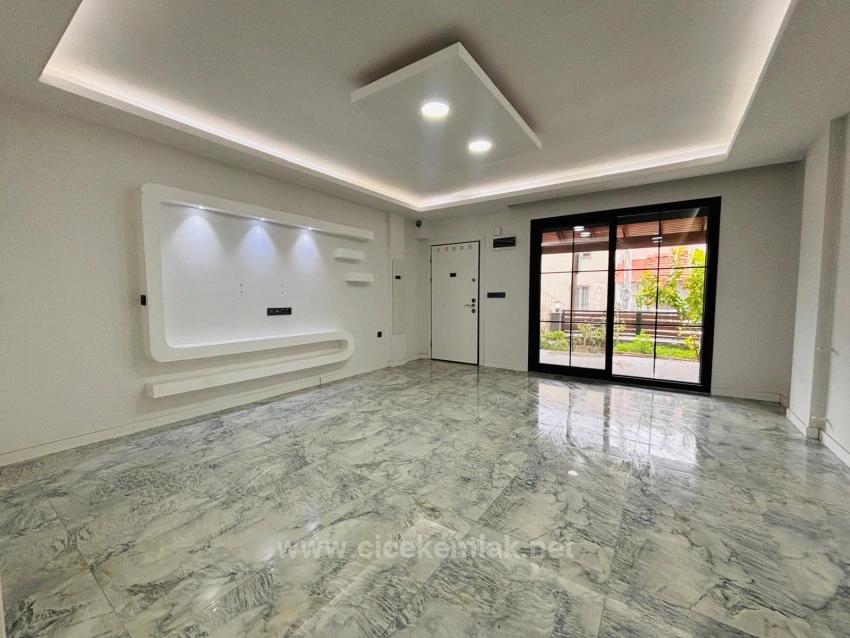 3+1 Villa For Sale In Doğanbey, Seferihisar, İzmir