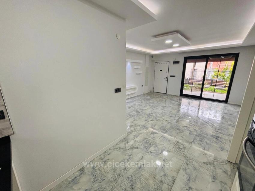 3+1 Villa For Sale In Doğanbey, Seferihisar, İzmir