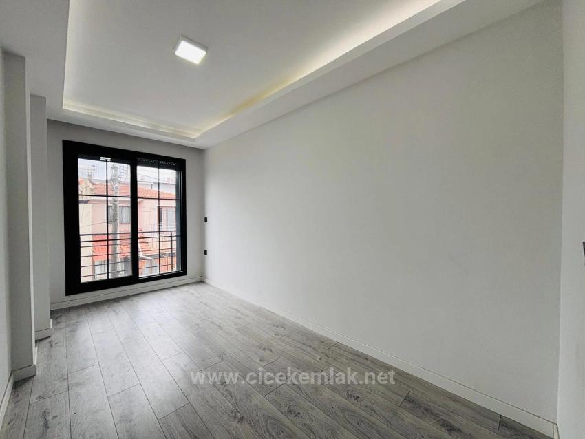 3+1 Villa For Sale In Doğanbey, Seferihisar, İzmir