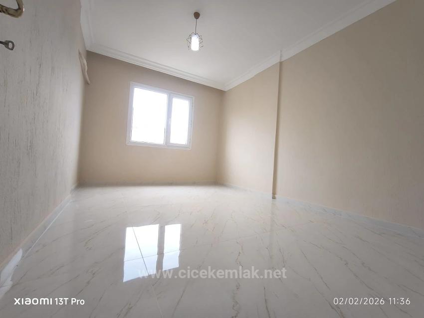 2+1 Apartment For Sale In Ürkmez Center, Seferihisar, İzmir, Just 150 Meters From The Sea.