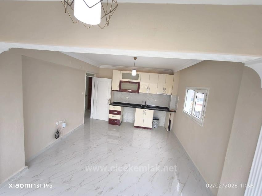 2+1 Apartment For Sale In Ürkmez Center, Seferihisar, İzmir, Just 150 Meters From The Sea.