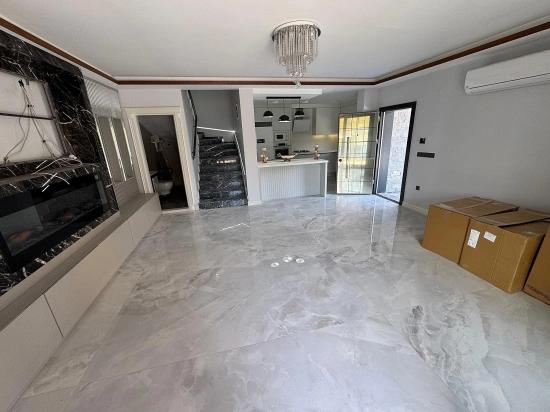 3+1 Villa For Sale In İzmir Seferihisar Ürkmez Center, Only 40 Meters To The Sea