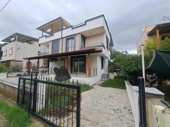 3+1 Villa For Sale In Doğanbey, Seferihisar, İzmir