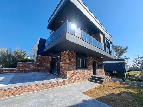 3+1 Villa For Sale In İzmir Seferihisar Doğanbey