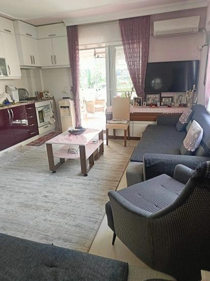 2+1 Apartment With Garden For Sale In Izmir Seferihisar Ürkmez Center