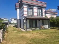 3+1 Bedroom Villa For sale in Cumhuriyet Nbh. Seferihisar Doğanbey - 260 m²