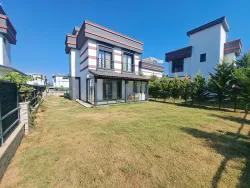 3+1 Bedroom Villa For sale in Cumhuriyet Nbh. Seferihisar Doğanbey - 260 m²