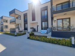 1+1 Apartment For Sale In A Complex With A Swimming Pool In Doğanbey, Seferihisar, İzmir