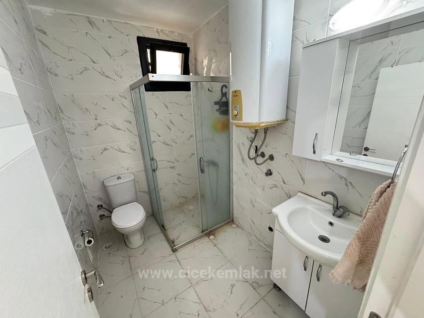 Квартира 1+1 На Продажу В Уркмезе, Сеферихисар, Измир, В 60 Метрах От Моря.
