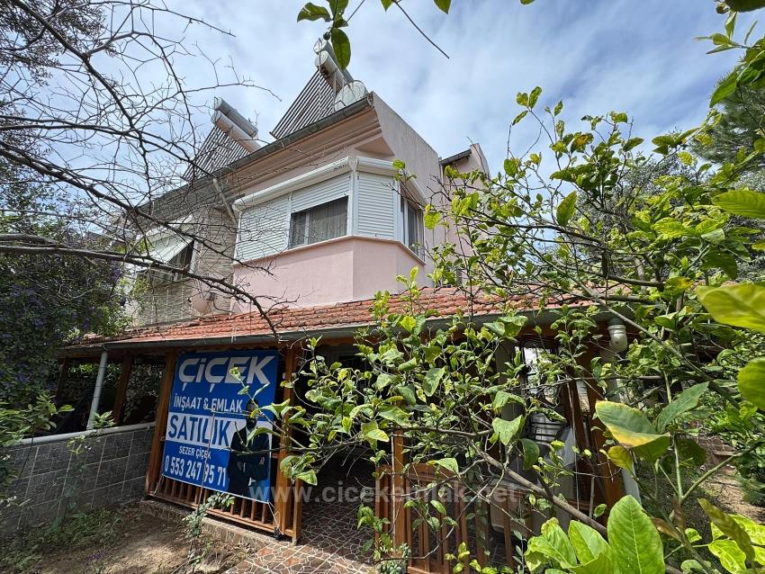 Для Продажи Вилла 3+1 в Cumhuriyet Seferihisar Doğanbey - 180 m²