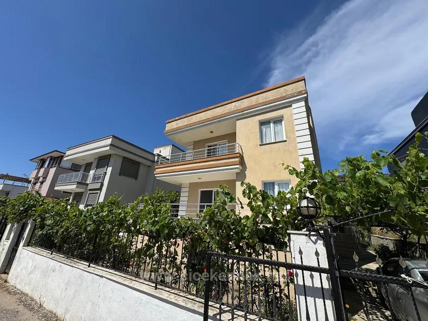 Для Продажи Вилла 3+1 в Atatürk Seferihisar Doğanbey - 370 m²