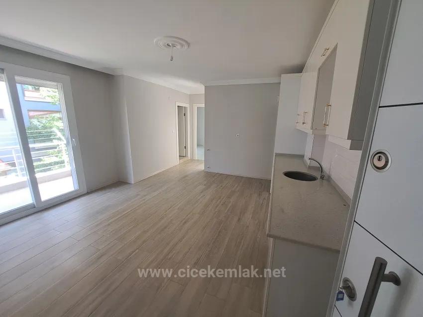 Для Продажи Квартира 2+1 в Bengiler Seferihisar Ürkmez - 85 m²