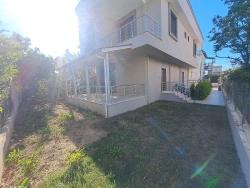 Для Продажи Вилла 2+1 в Cumhuriyet Seferihisar Doğanbey - 180 m²