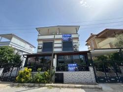 Для Продажи Вилла 3+1 в Cumhuriyet Seferihisar Doğanbey - 180 m²