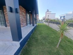 Для Продажи Вилла 3+1 в Cumhuriyet Seferihisar Doğanbey - 300 m²