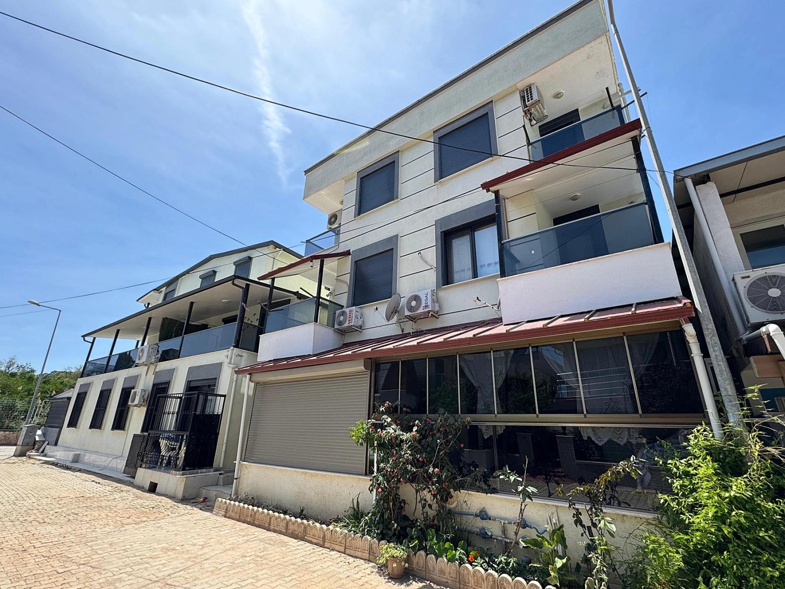 İzmir Seferihisar Ürkmez De Satılık 1+1 Daire Denize 60 Metre