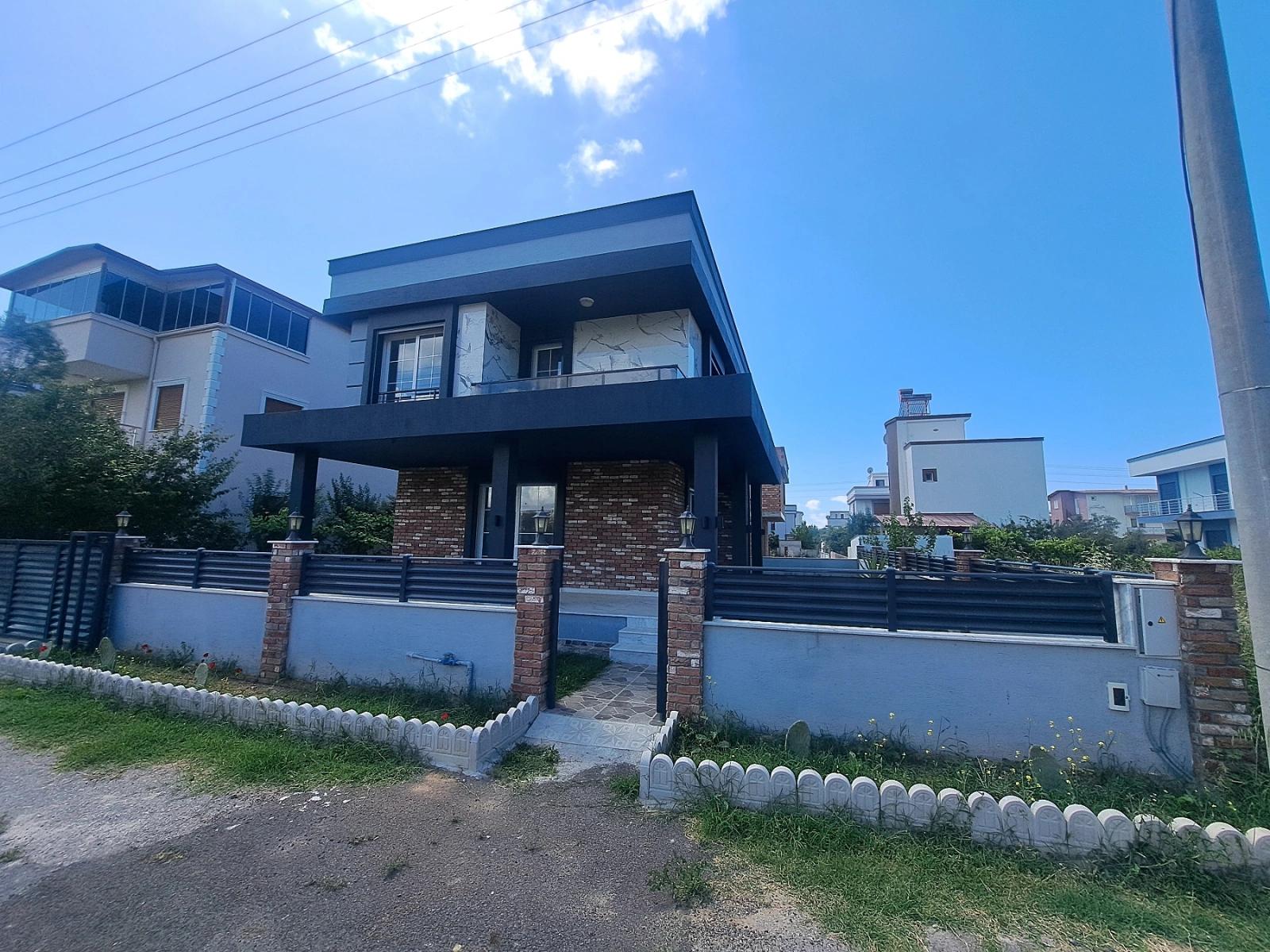 İzmir Seferihisar Doğanbey De Satılık 3+1 Villa
