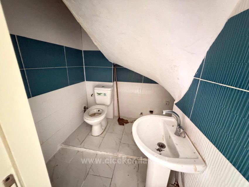 İzmir Menderes Özdere De Satılık 3+1 Triblex Daire