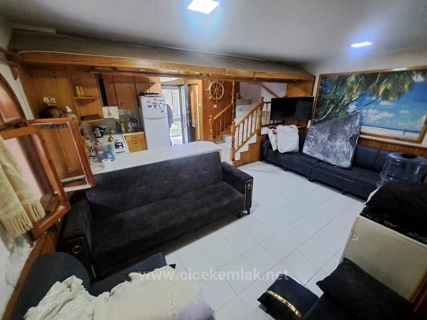 İzmir Seferihisar Doğanbey De Satılık 4+1 Villa