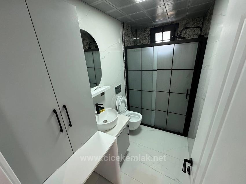 İzmir Seferihisar Ürkmez De Denize Sadece 40 Metre Satılık 3+1 Villa