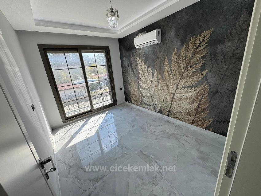 İzmir Seferihisar Ürkmez Merkez De Denize Sadece 40 Metre Satılık 3+1 Villa