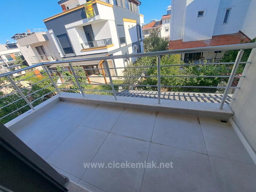 İzmir Seferihisar Doğanbey De Satılık 2+1 Villa