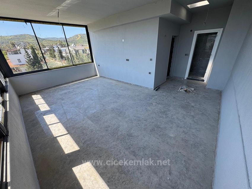 İzmir Seferihisar Doğanbey De Satılık Havuzlu 3+1 Villa