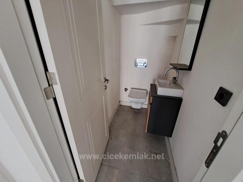İzmir Seferihisar Doğanbey De Satılık 3+1 Villa