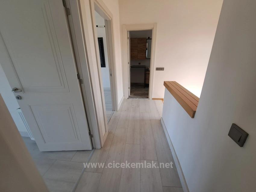 İzmir Seferihisar Doğanbey De Satılık 3+1 Villa