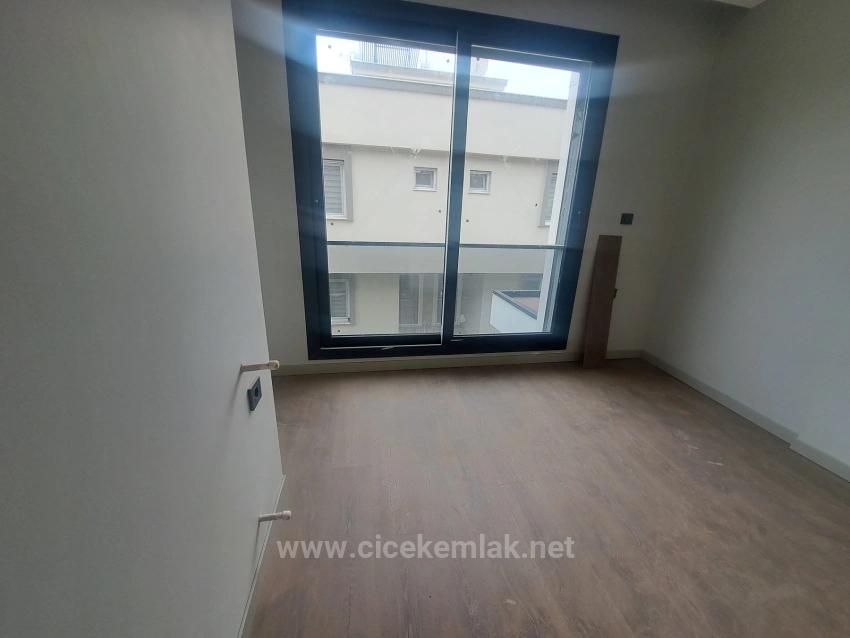İzmir Seferihisar Doğanbey De Satılık 3+1 Villa