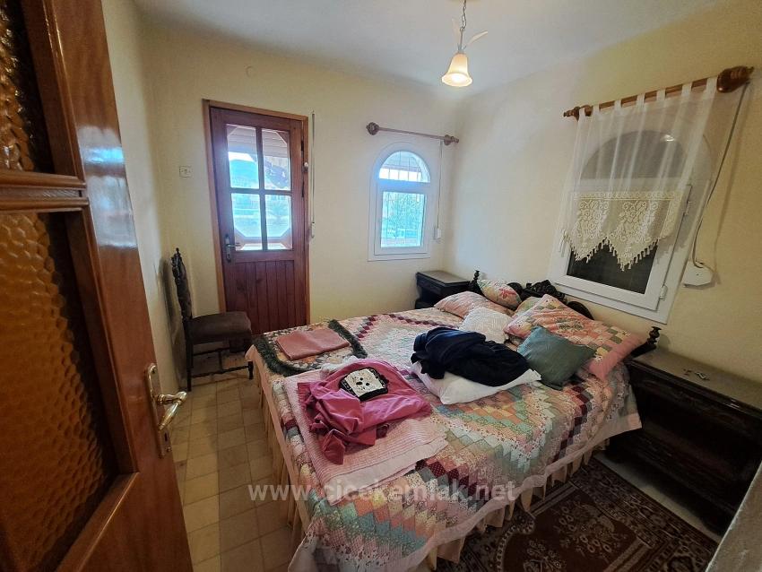 İzmir Seferihisar Doğanbey De Satılık 4+1 Havuzlu Site İcerisinde Villa