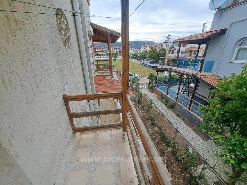 İzmir Seferihisar Doğanbey De Satılık 4+1 Havuzlu Site İcerisinde Villa
