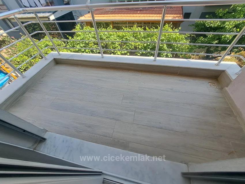 İzmir Seferihisar Ürkmez Merkez De Satılık 2+1 Daire