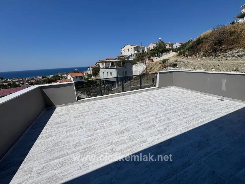 İzmir Seferihisar Atatürk Mahallesinde Satılık 3+1 Villa