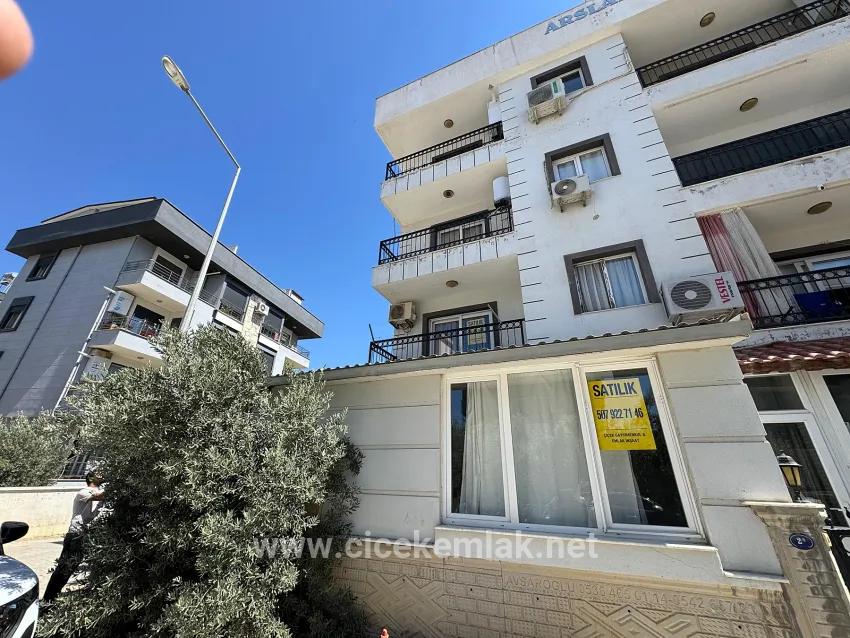 İzmir Seferihisar Çolakibrahim Bey Mahallesinde Satılık 3+1 Daire