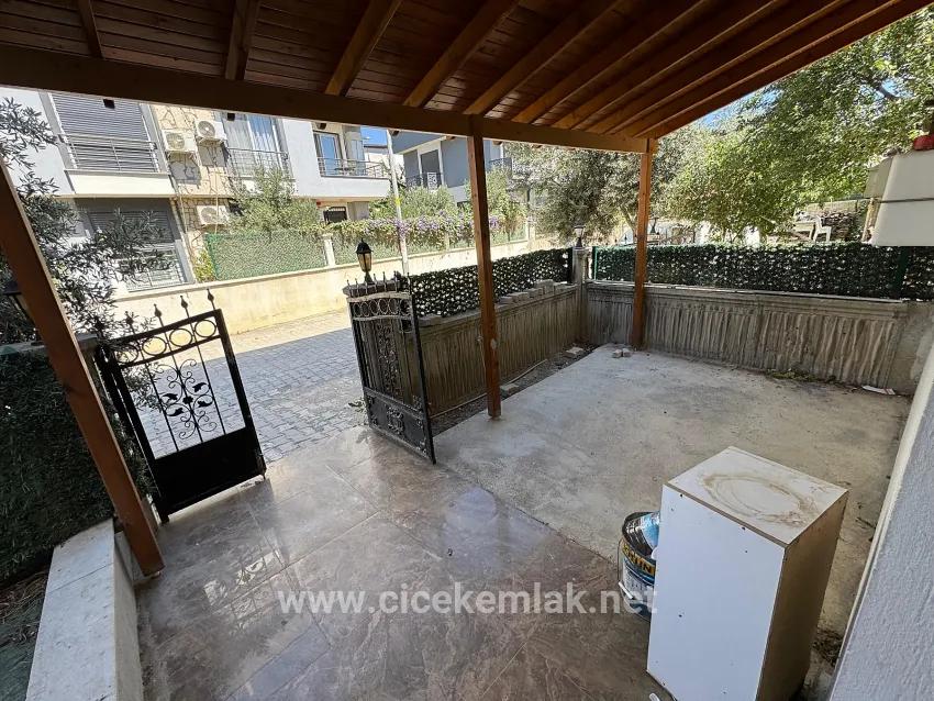 İzmir Seferihisar Çolakibrahim Bey Mahallesinde Satılık 3+1 Daire