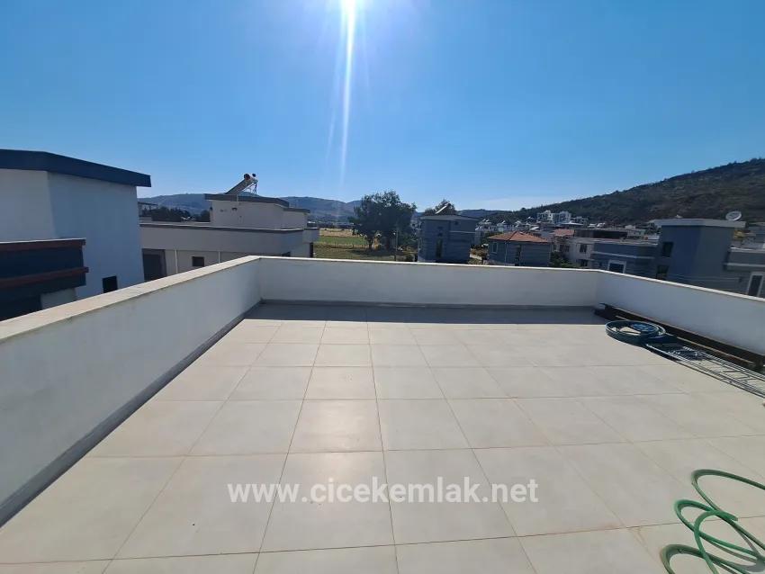 İzmir Seferihisar Doğanbey'de Satılık 3+1 Villa